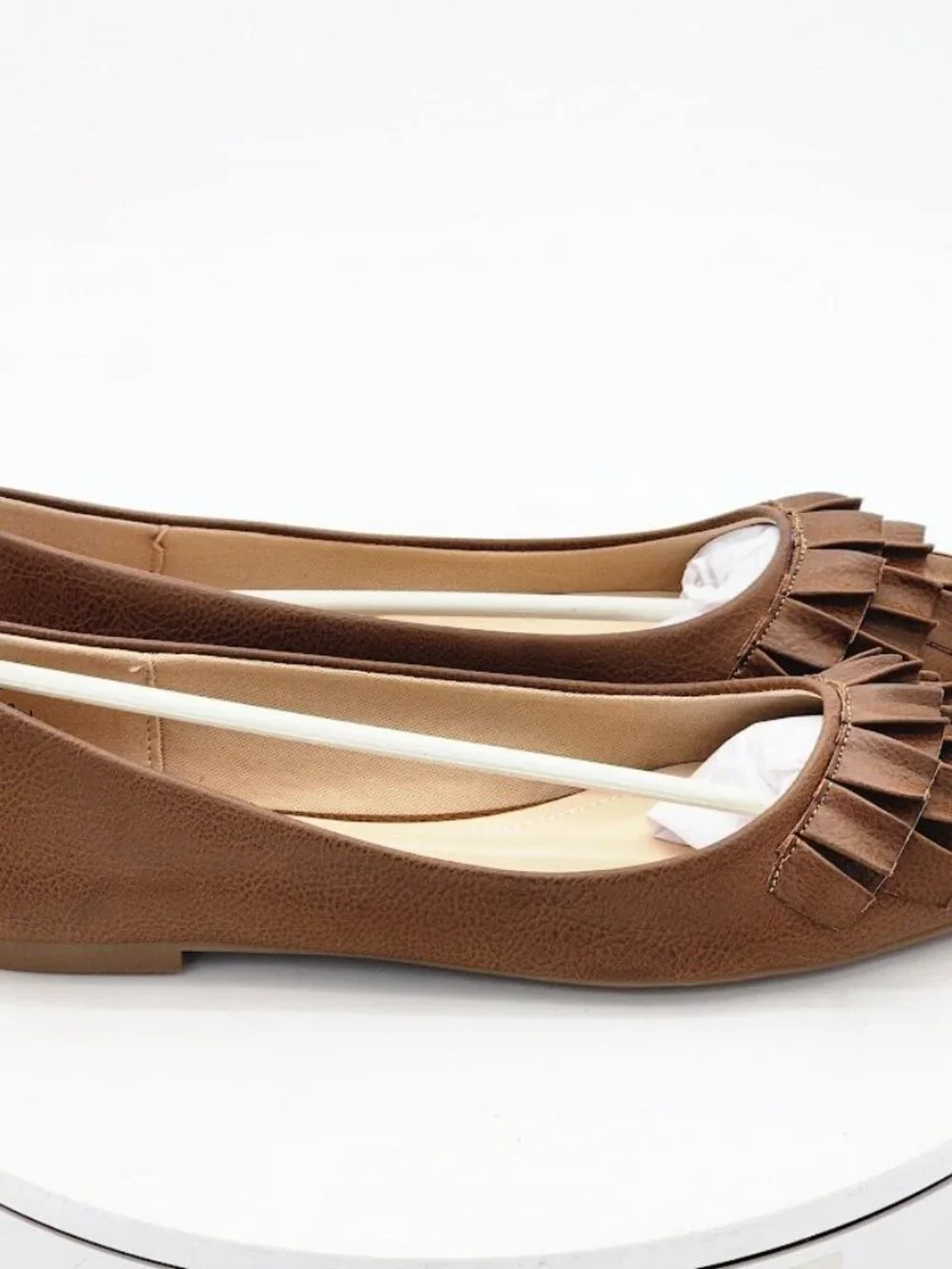 Journee Collection Judy Tan Ruffle Pointed Toe Flats Women's Size 8.5